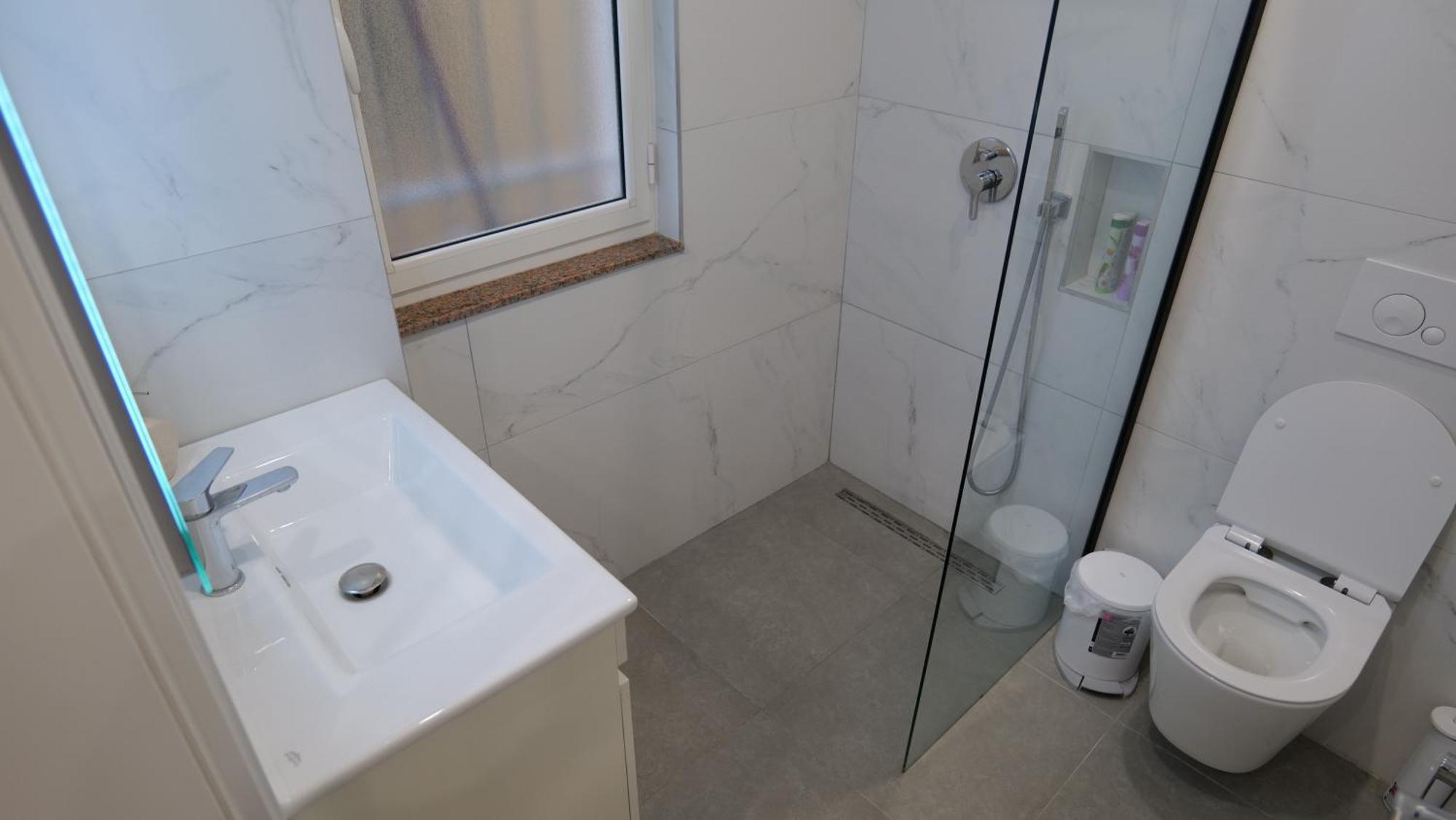 Kristi Apartments 01 Тирана Экстерьер фото