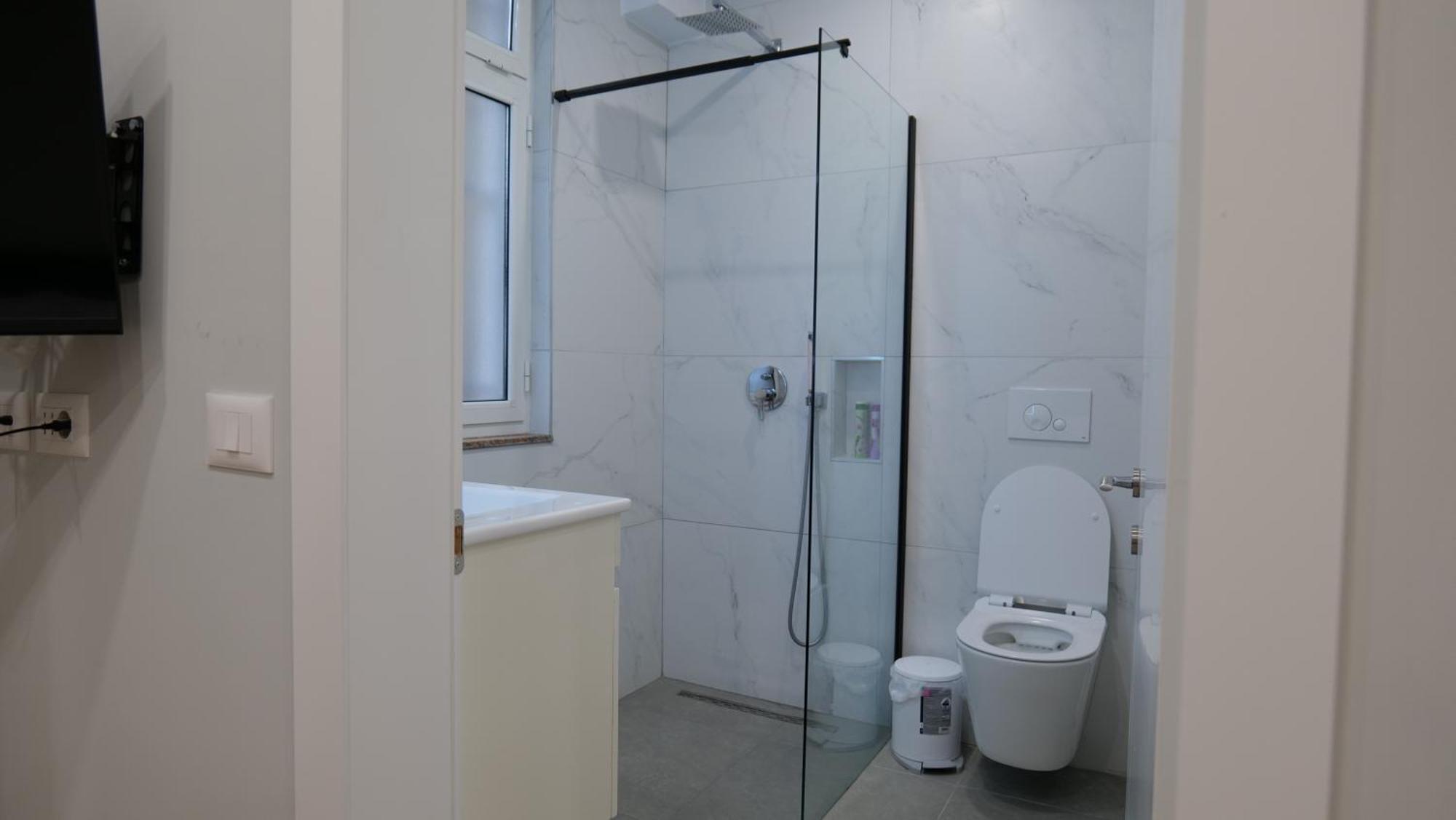 Kristi Apartments 01 Тирана Экстерьер фото